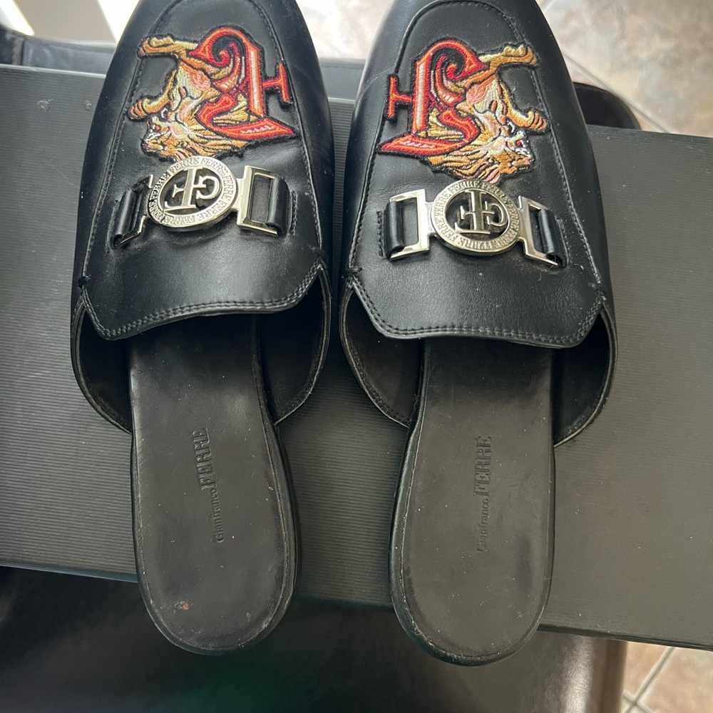 Gianfranco Ferre Black Embroidered Loafers